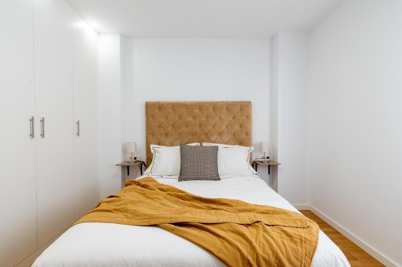 Piso Nuevo En Triana Apartment Seville Exterior photo