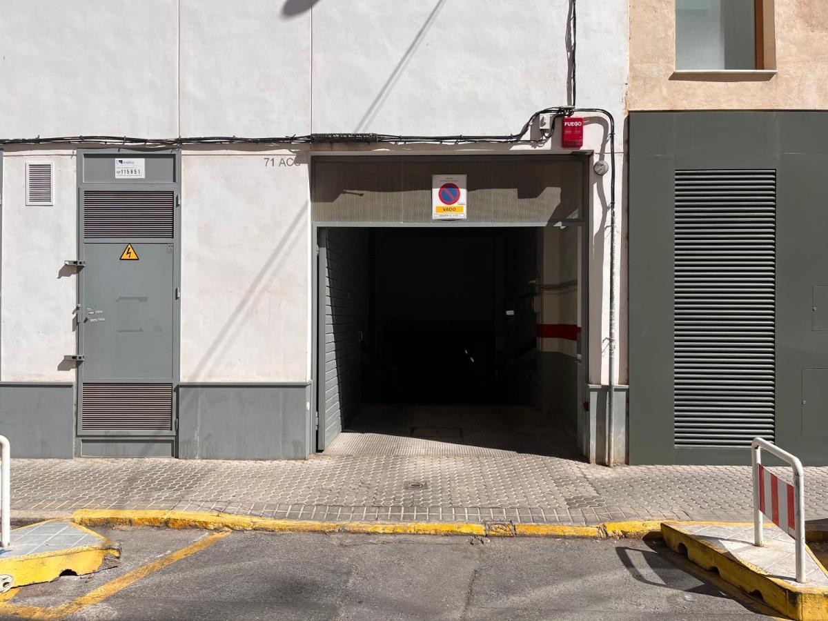 Piso Nuevo En Triana Apartment Seville Exterior photo